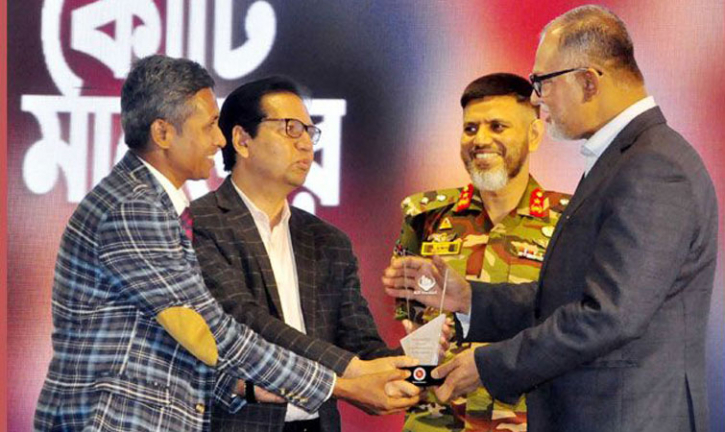 টিসিবির সম্মাননা স্মারক পেল রূপালী ব্যাংক