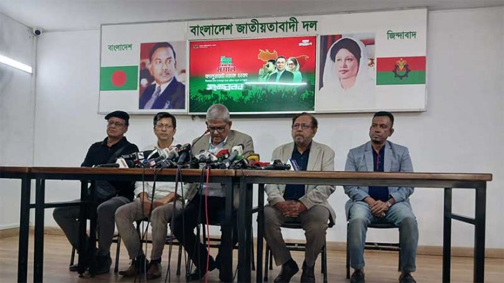 খালেদা জিয়ার অবস্থা ‘সংকটাপন্ন’, বিদেশে নেয়ার অবস্থা নেই: ফখরুল