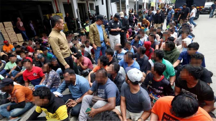 মালয়েশিয়ায় ১৭৪ বাংলাদেশিসহ ৪৬৮ জন আটক