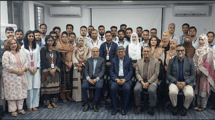 এবি ব্যাংকের কর্মকর্তাদের নিয়ে ‘ব্যাংকিং ফাউন্ডেশন কোর্স’ অনুষ্ঠিত