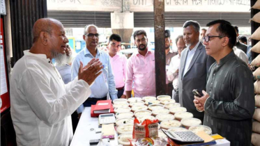 বাজারে চালের সরবরাহ ও দাম বর্তমানে যথেষ্ট স্থিতিশীল: বাণিজ্যমন্ত্রী