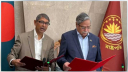 নতুন মন্ত্রীর শপথ নিলেন আহমেদ আজম খান