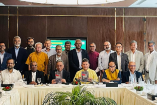 বাংলা কিউআরে লেনদেন বাড়ছে, অপব্যবহার ঠেকাতে জোরালো নজরদারির তাগিদ